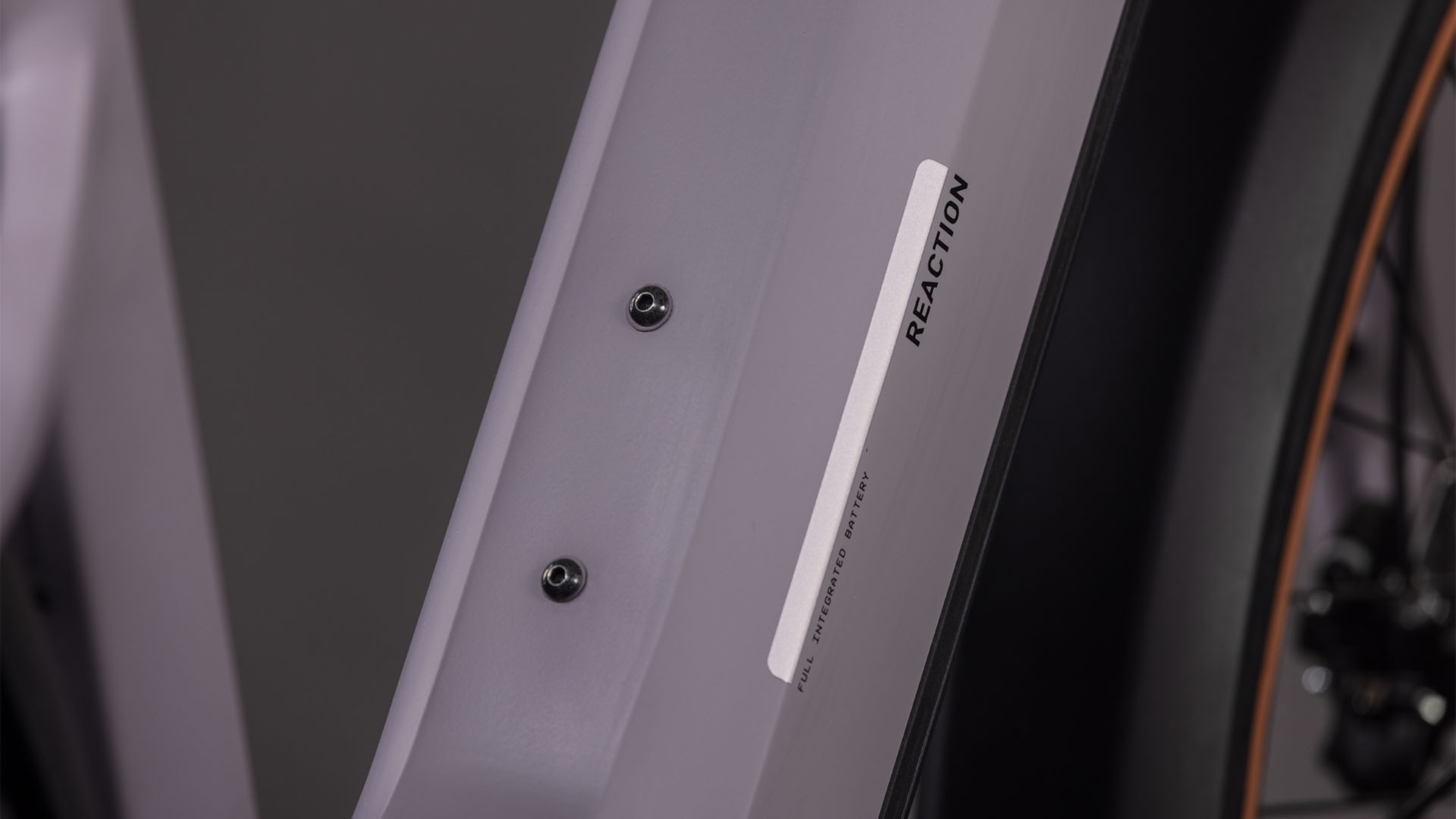 Cube Reaction Hybrid Performance 600 FE Easy Entry prunegris´n´black (2026)