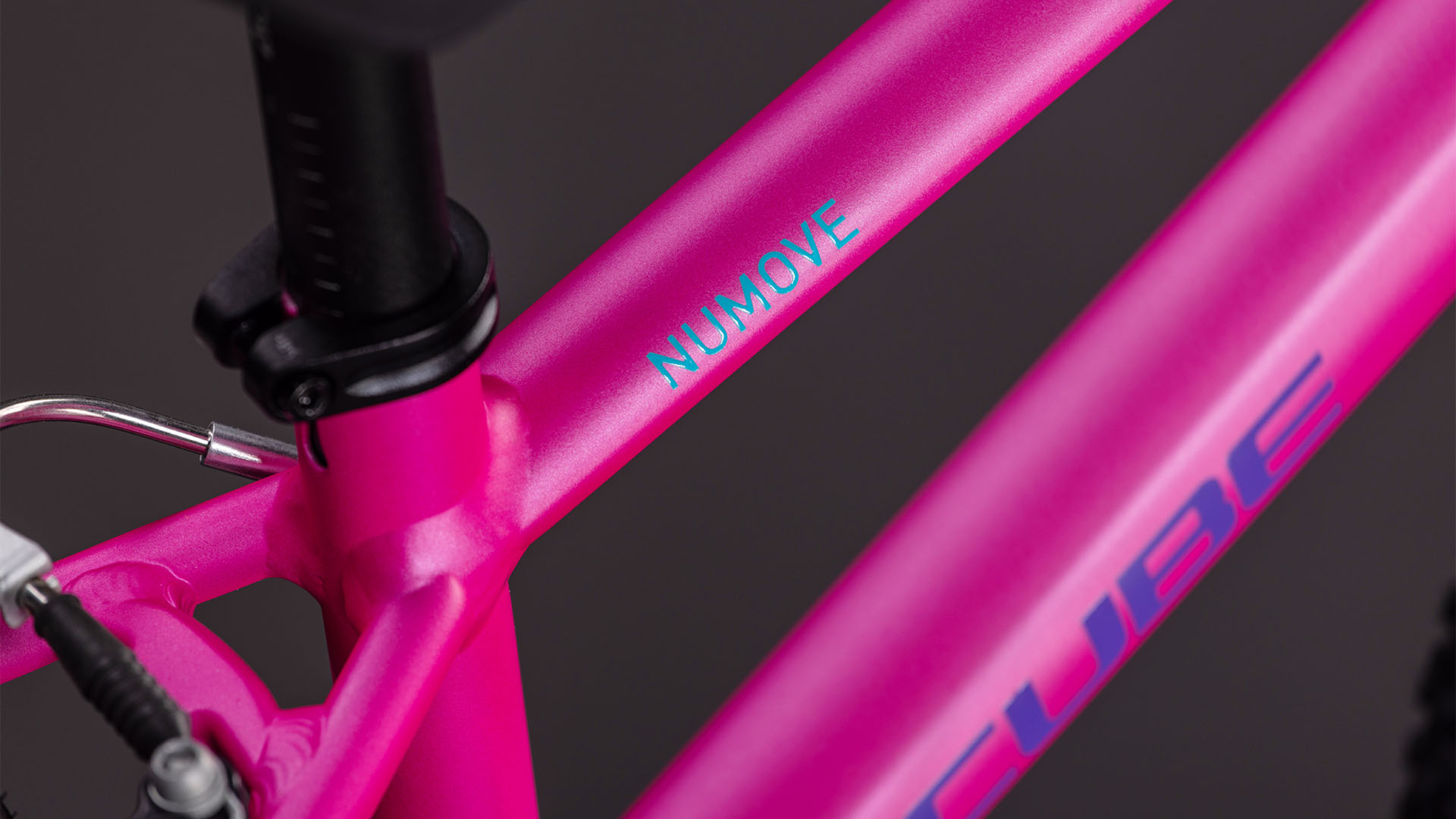 Cube Numove 140 fuchsia´n´prune (2026)