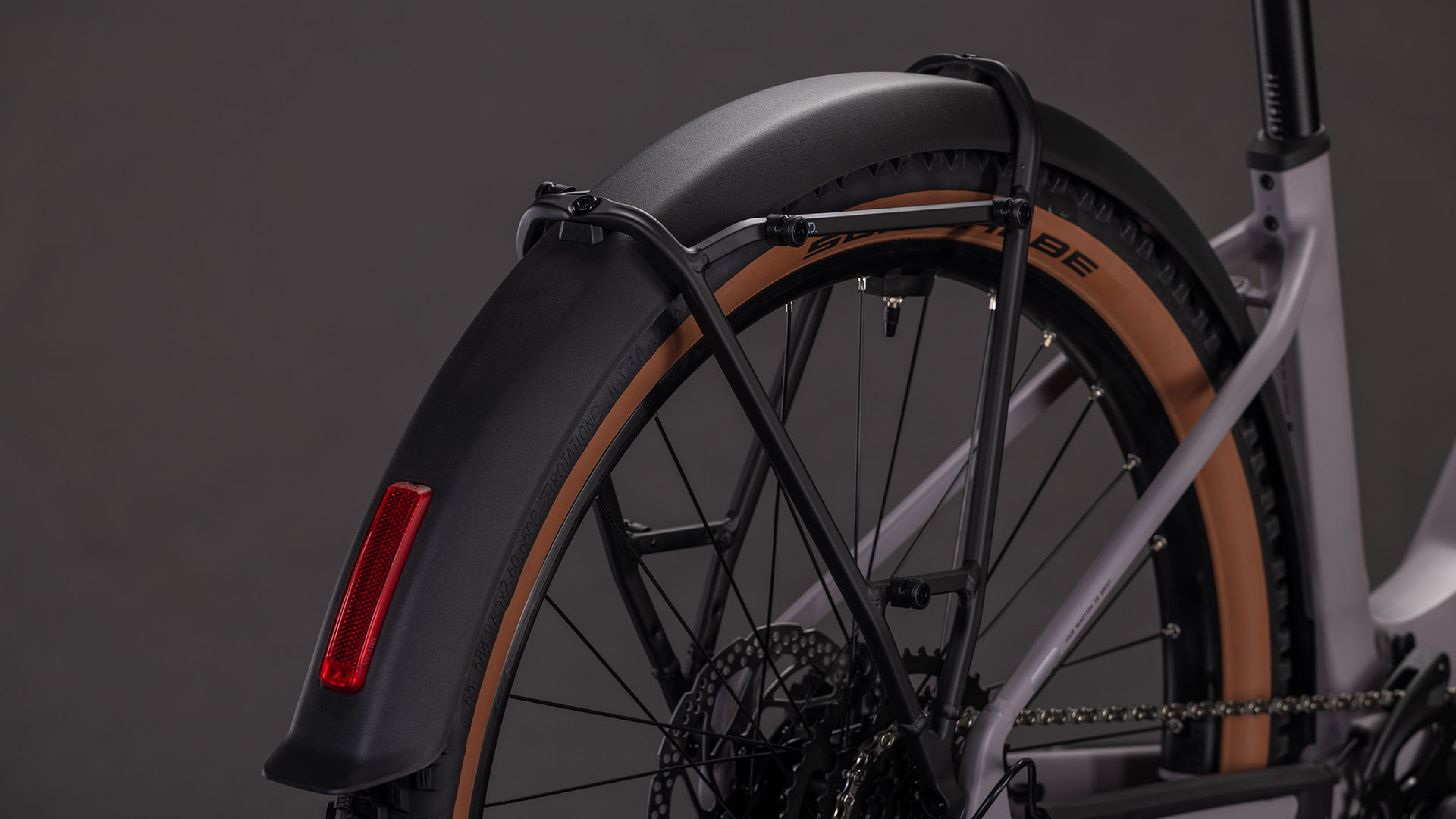 Cube Reaction Hybrid Performance 600 FE Easy Entry prunegris´n´black (2026)