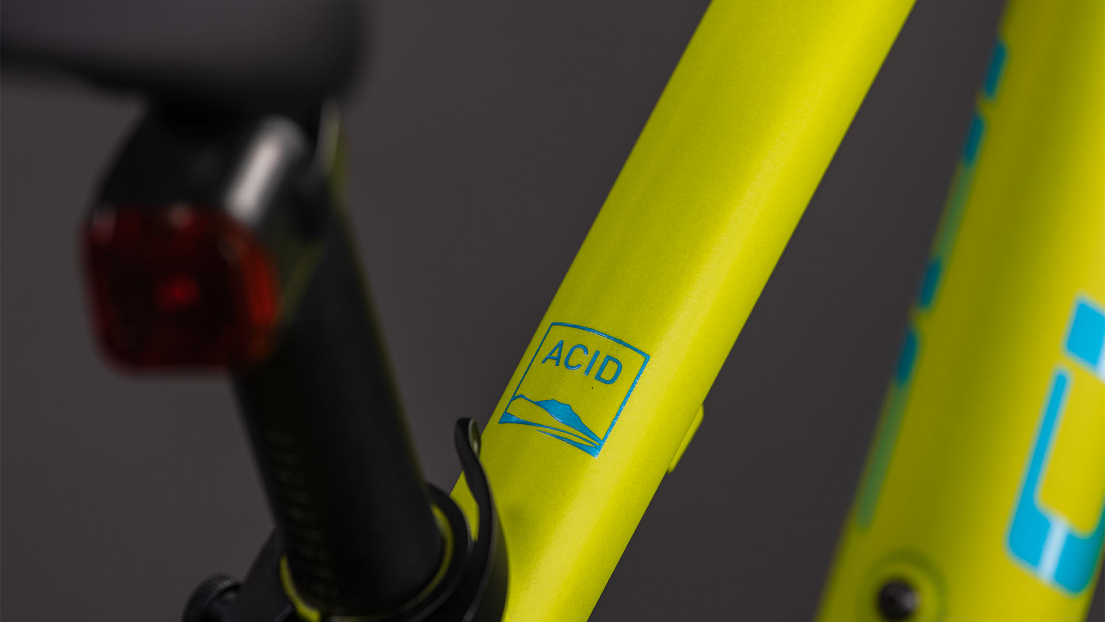 Cube Acid 240 Disc FE lizard´n´blue (2026)