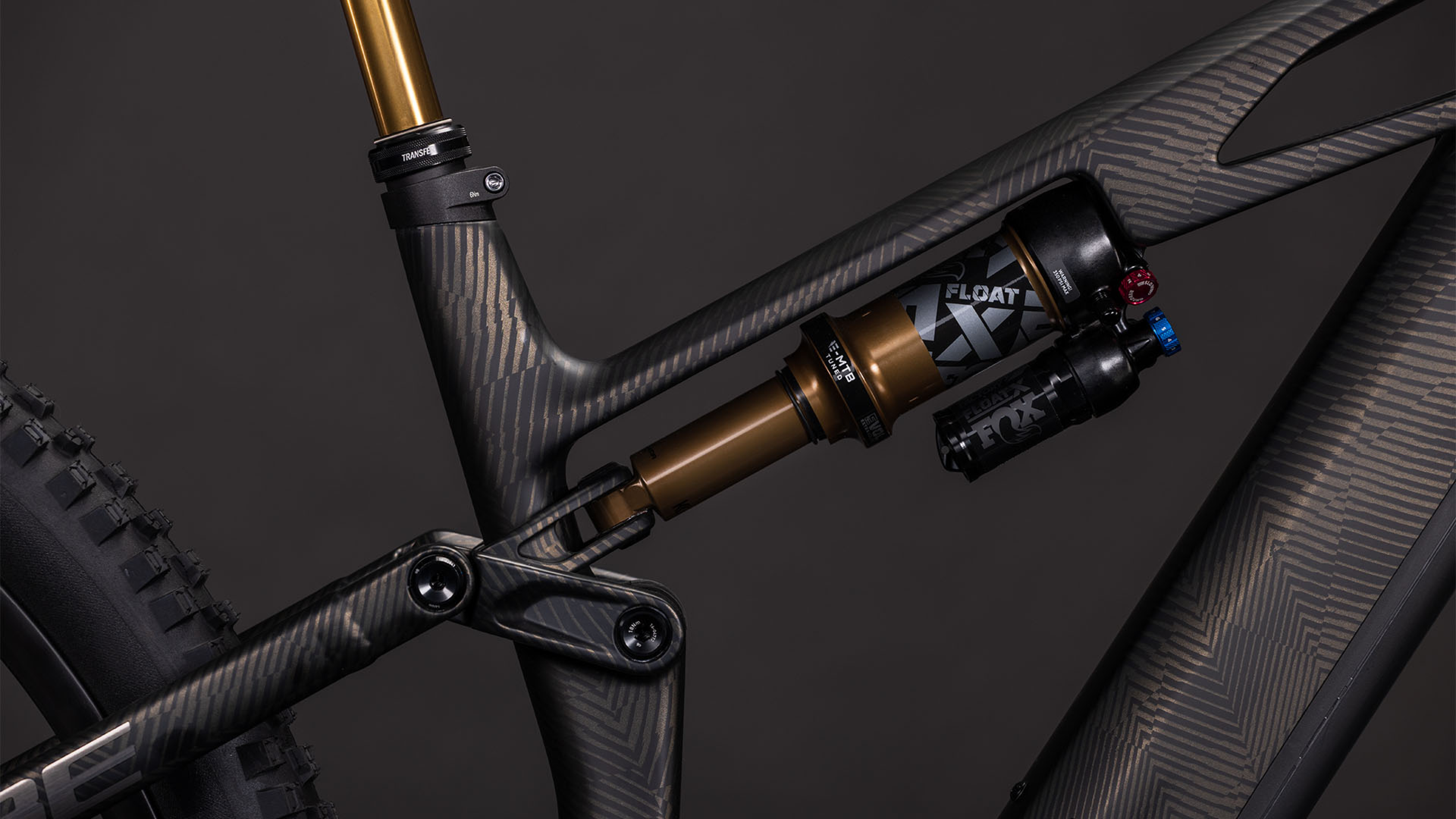 Cube Stereo Hybrid ONE44 HPC SLT 800 carbongrid´n´chrome (2026)