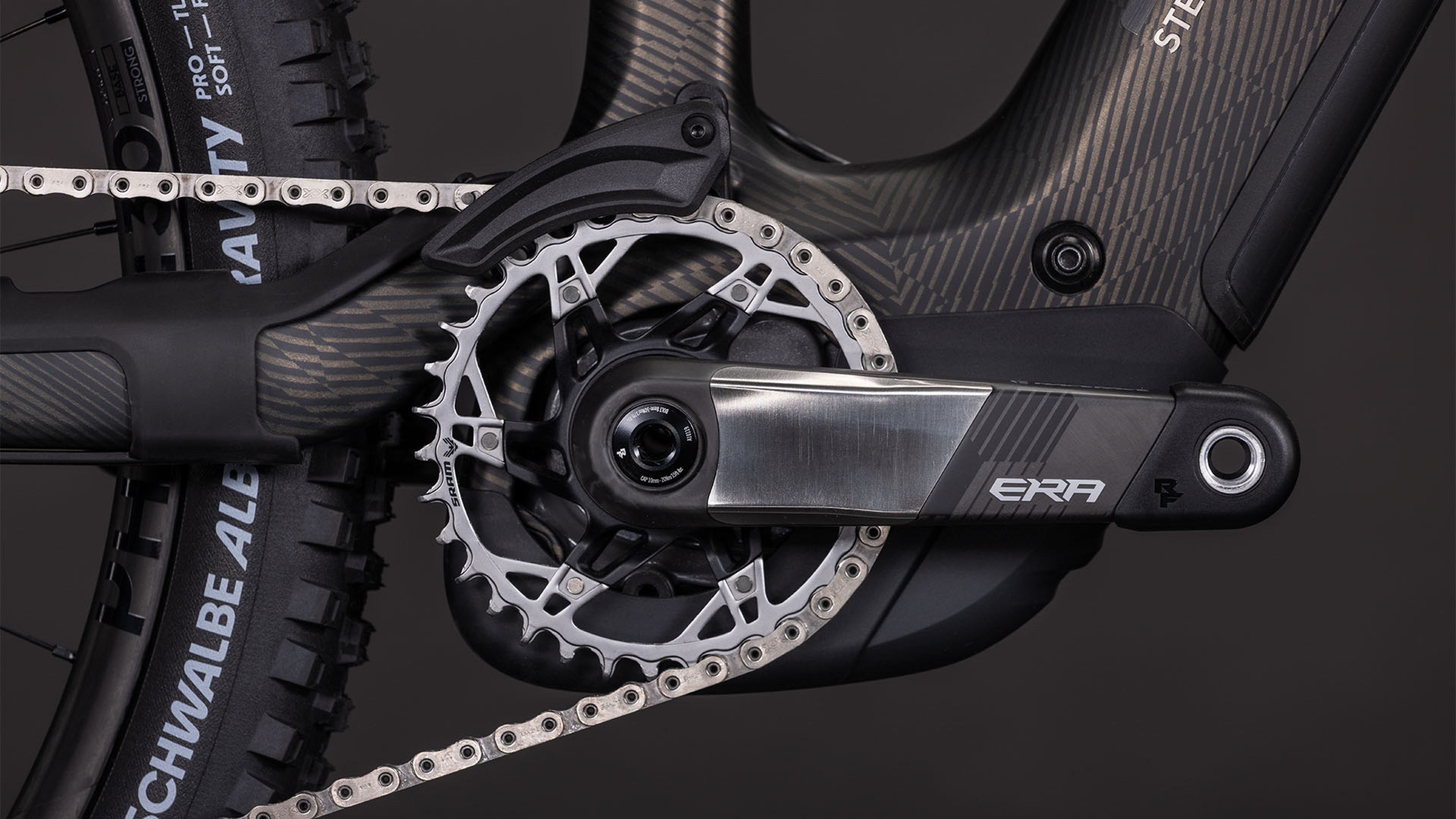 Cube Stereo Hybrid ONE44 HPC SLT 800 carbongrid´n´chrome (2026)