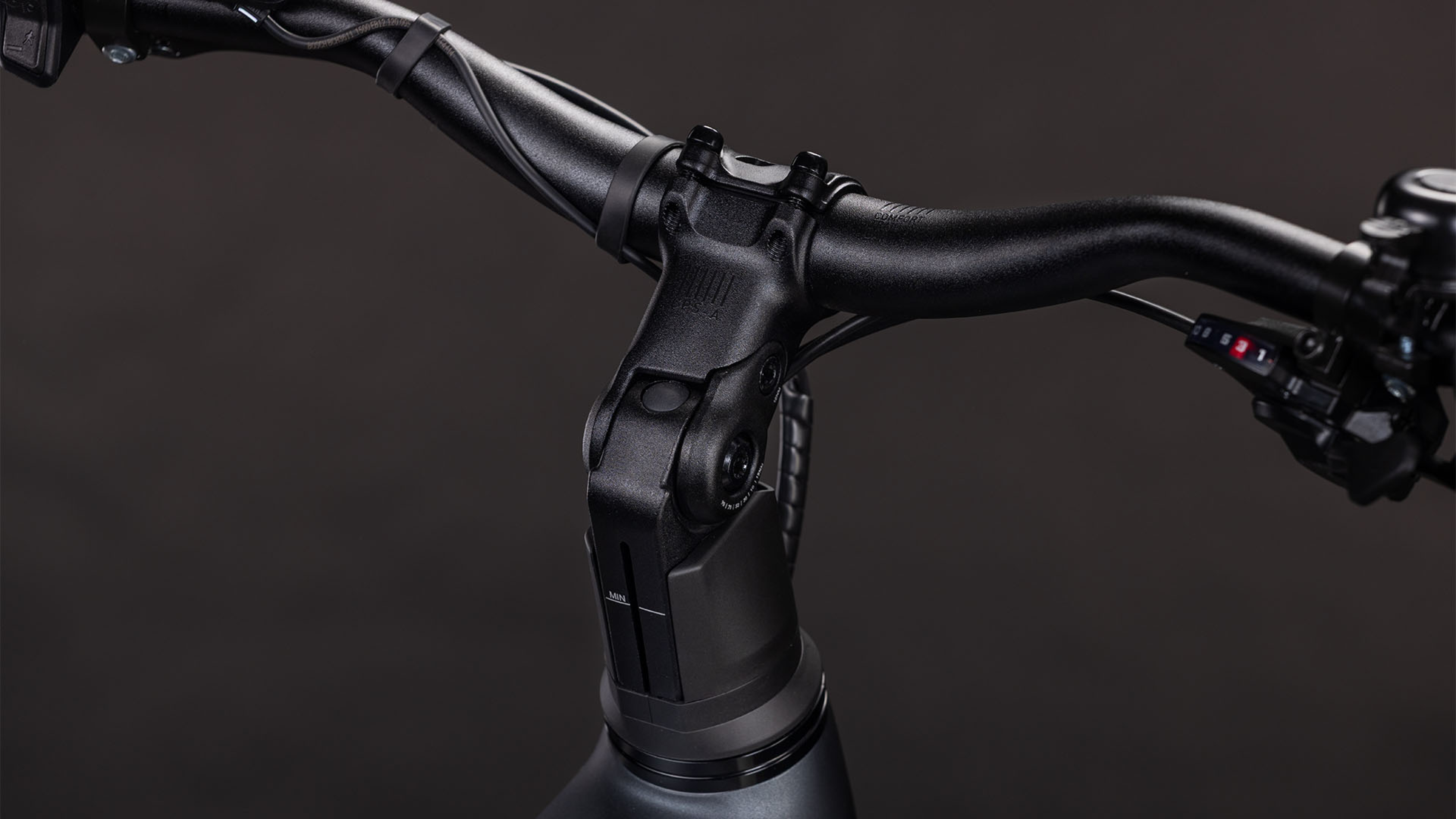 Cube Kathmandu Hybrid ONE 800 Trapèze metallicgrey´n´grey (2026)