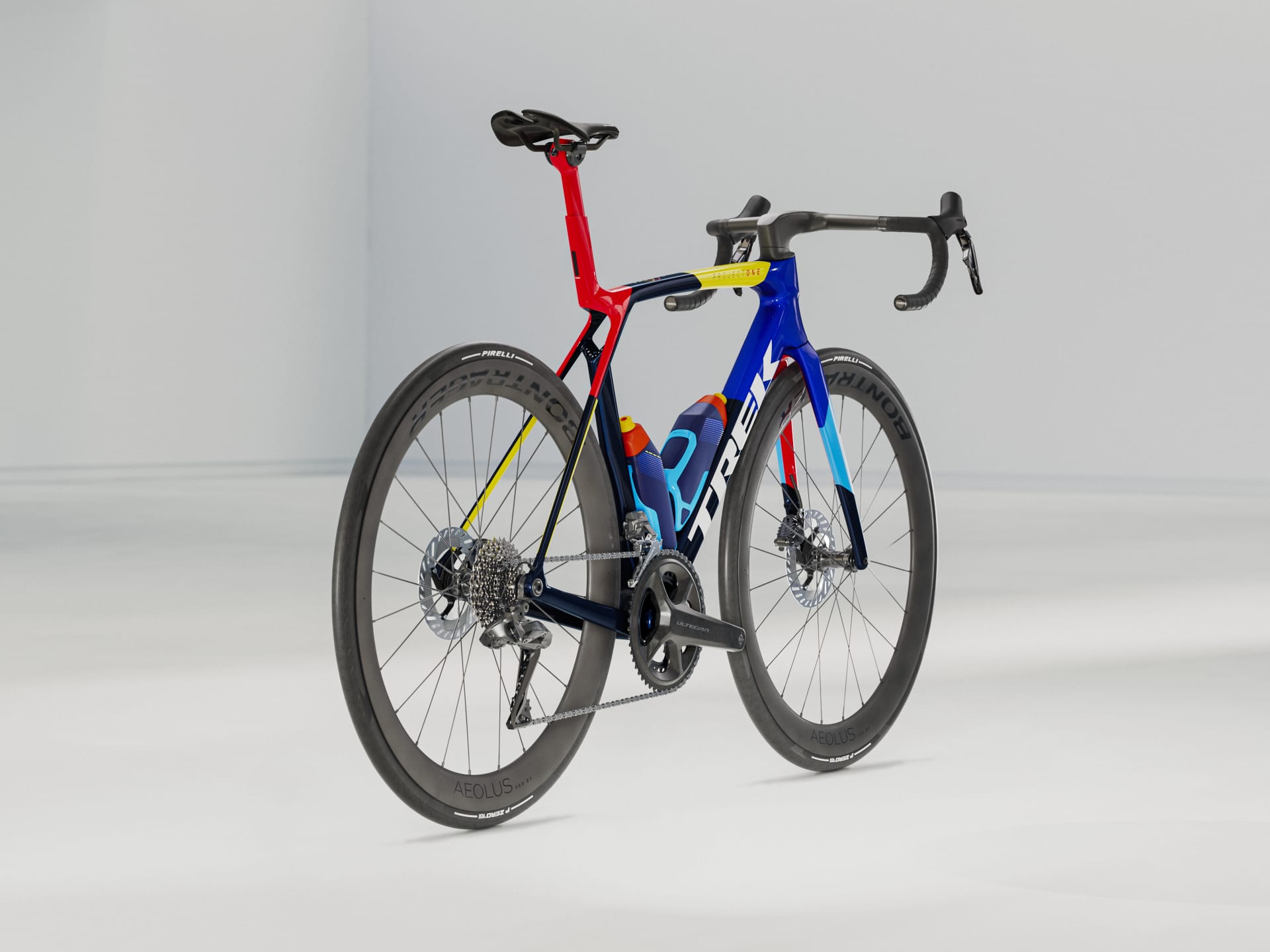 MADONE SLR7 8 GEN - TEAM - TREK