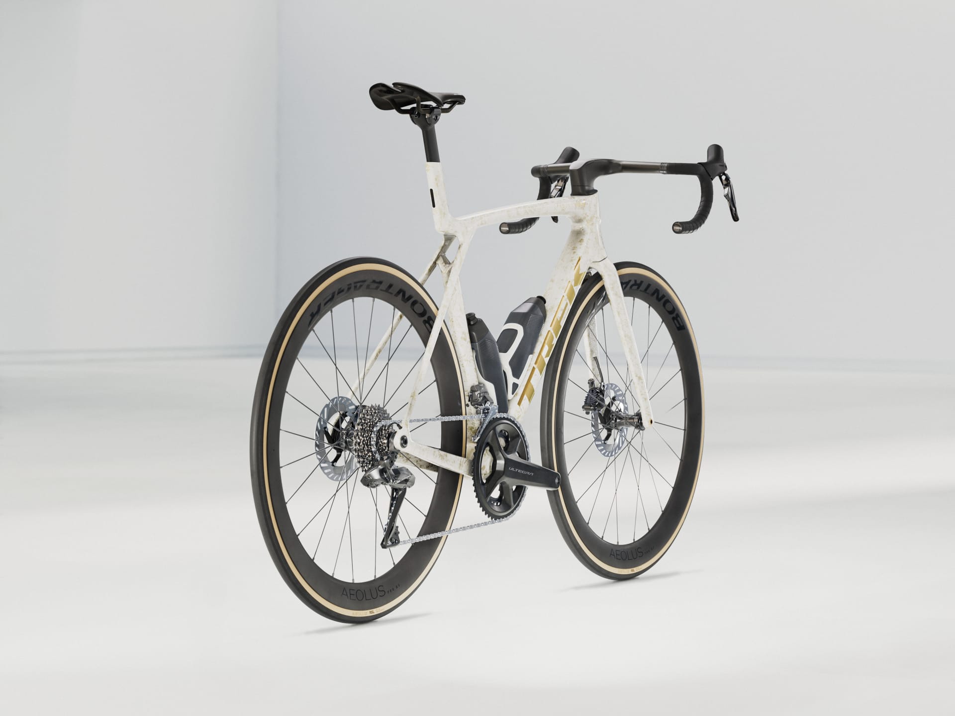 MADONE SLR7 8 GEN - Era White - TREK