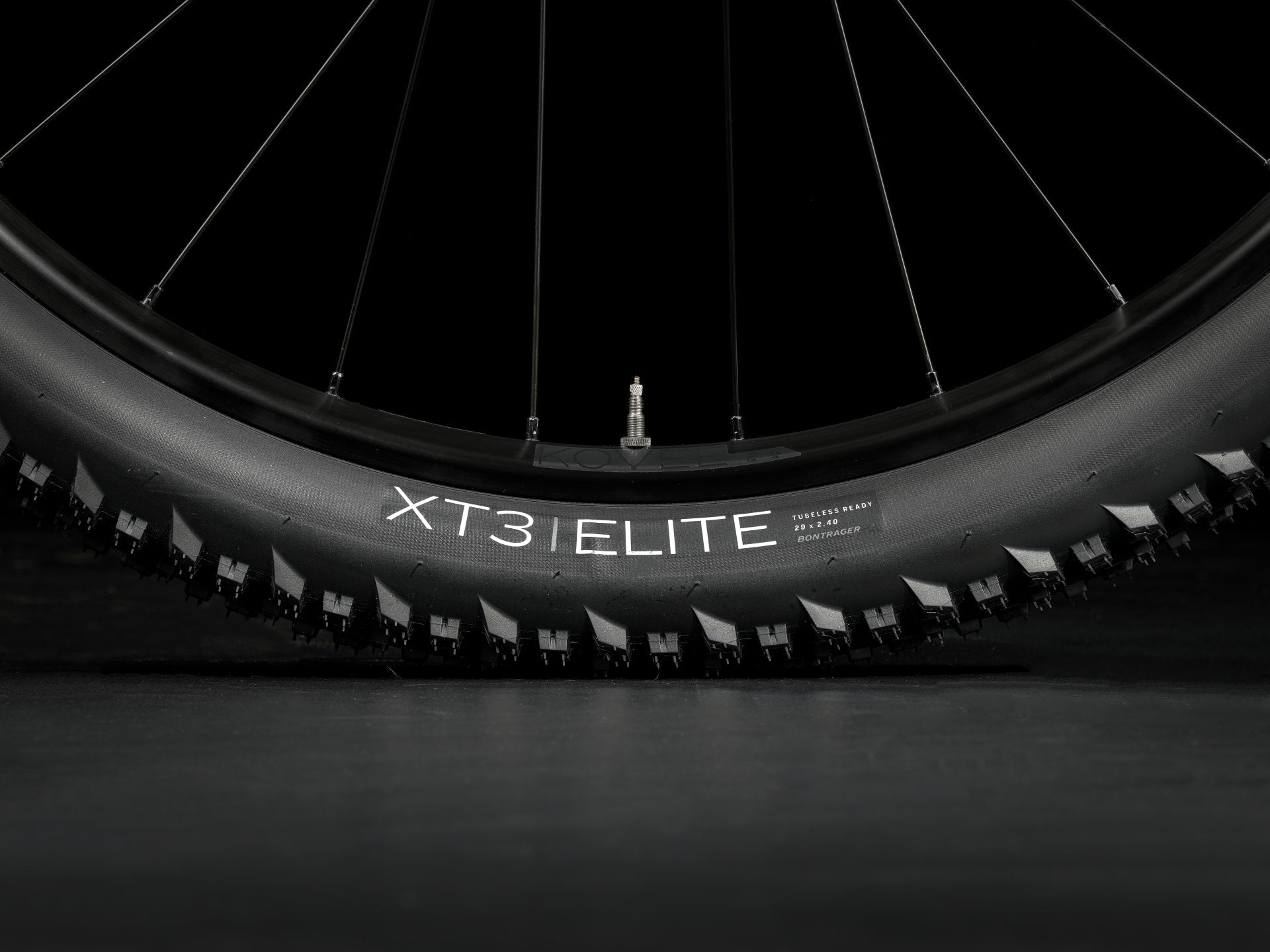 VTT MARLIN 6 Gen 3 - Rage Red to Deep Dark Blue Fade - TREK