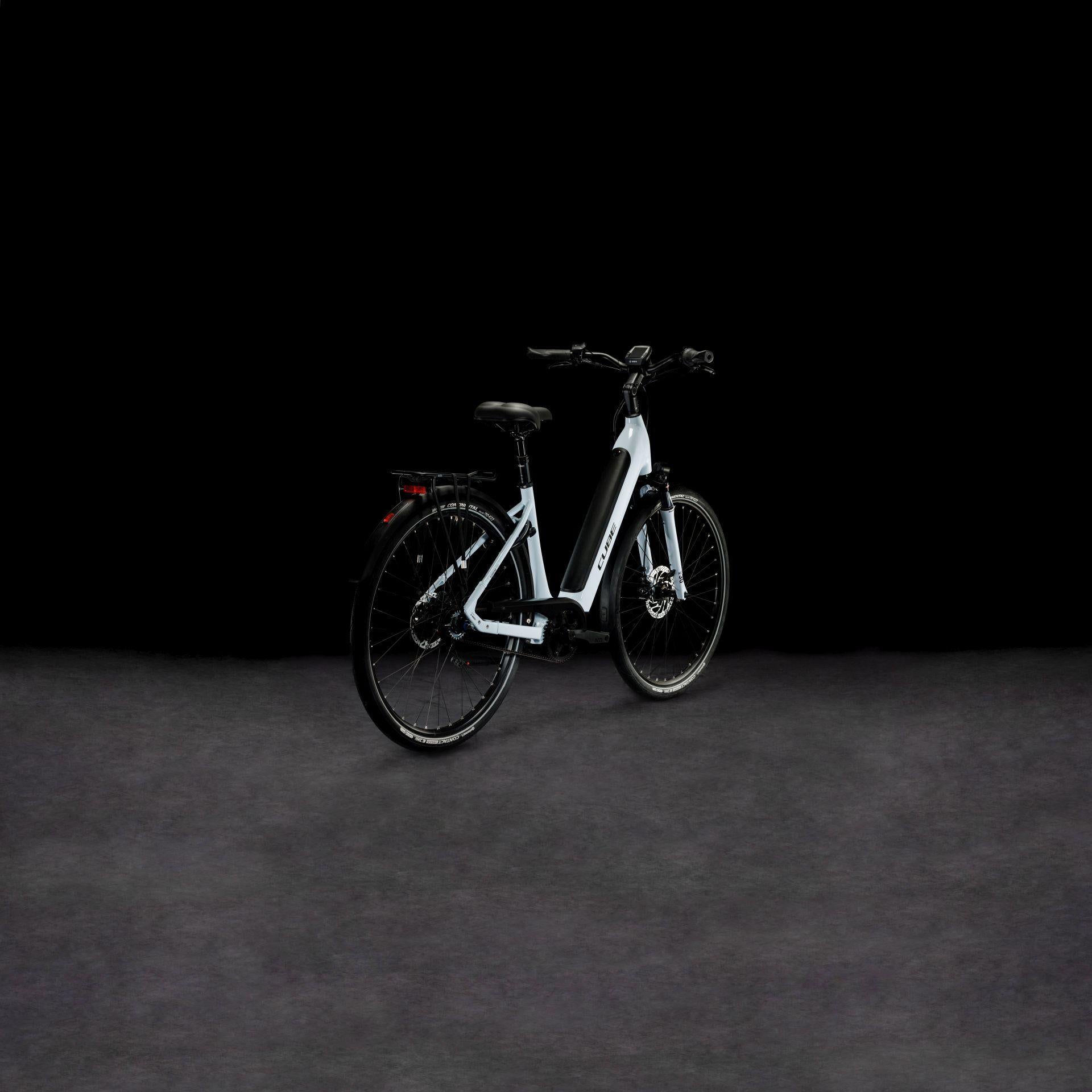 Vélo Cube Supreme RT Hybrid EXC 625