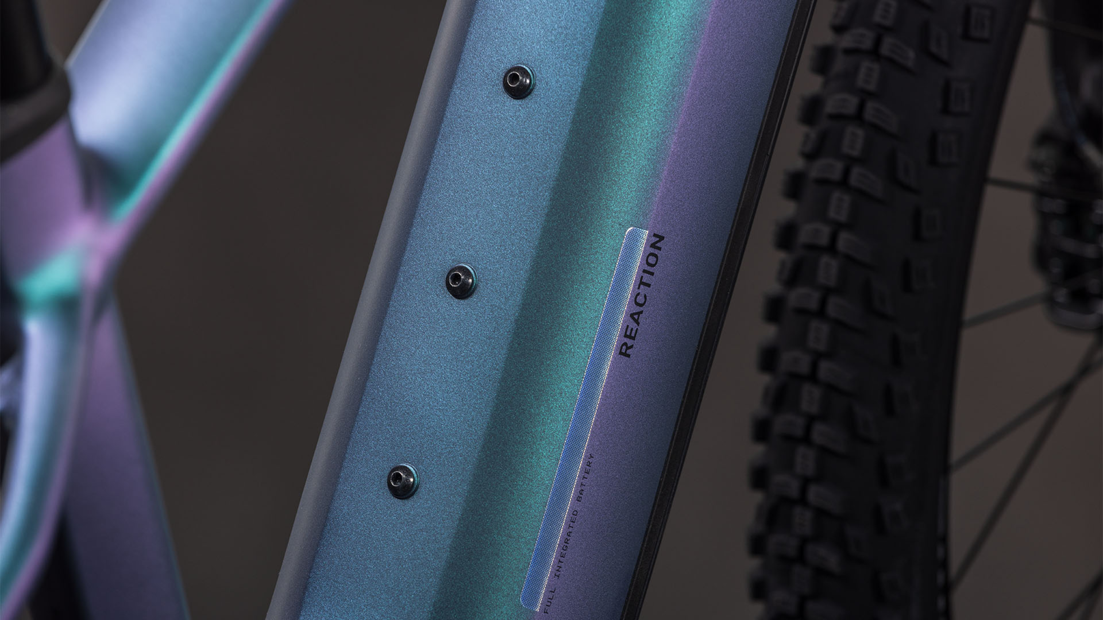 Cube Reaction Hybrid Race 800 polarlight´n´prism (2026)