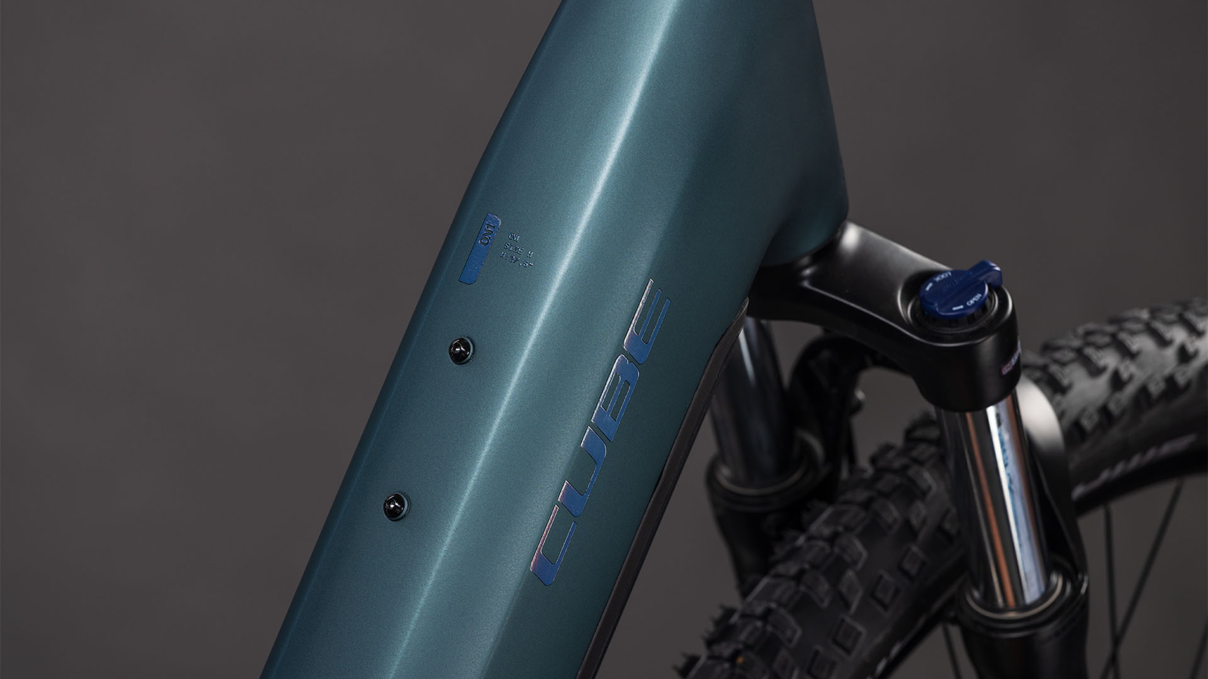 Cube Reaction Hybrid ONE 600 Easy Entry royalgreen´n´prism (2026)